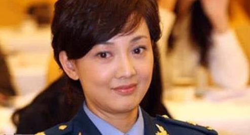 45岁牛莉 隐藏多年丈夫比赵本山还有钱 女儿长相很一般 旅游资讯 娱乐新闻网