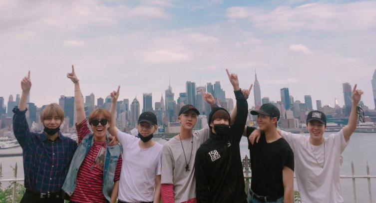 bts成功的原因 朴智旻飞行不忘学英语 金南俊一年练就好身材 娱乐资讯 八戒游戏