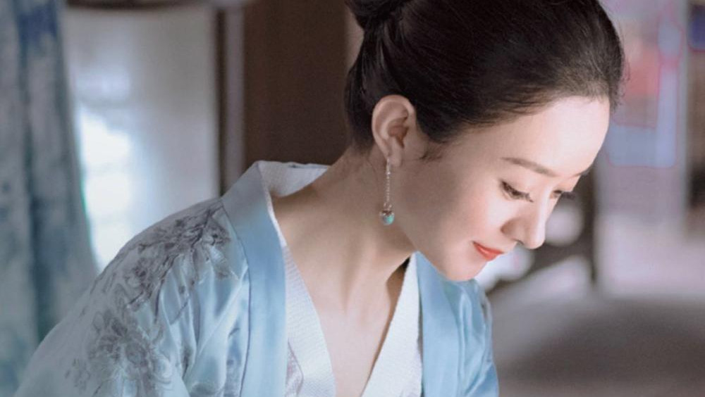 时装模特表演动作的来源及展示意识