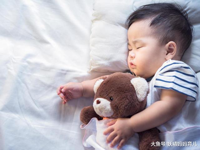 2岁宝宝睡觉打呼噜，是宝宝睡得香，还是生了病？