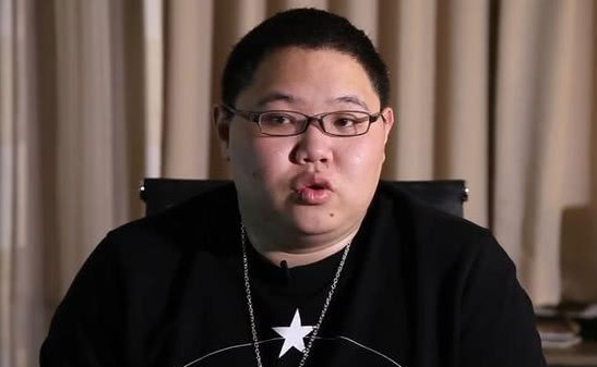 pdd直播意外曝光账户余额，网友被吓懵：怪不得氪金不心疼！