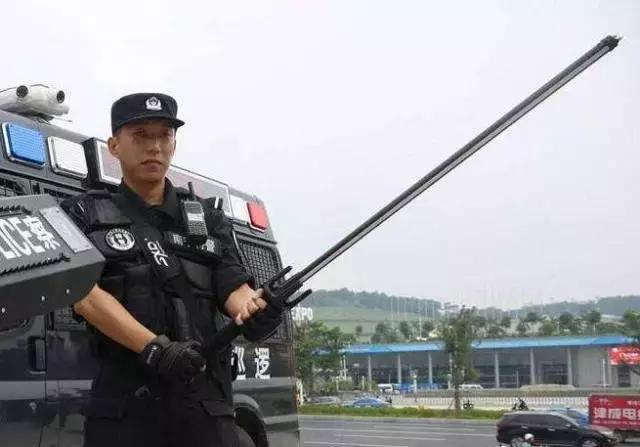 德国警察重新装备古代锁子甲 盘点依然活跃在警界的六种古代兵器 电影资讯 早游戏