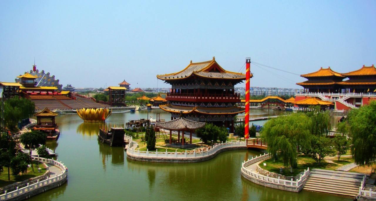探访河南古城开封,感受一日梦回千年之旅,吃喝玩乐让你嗨个够