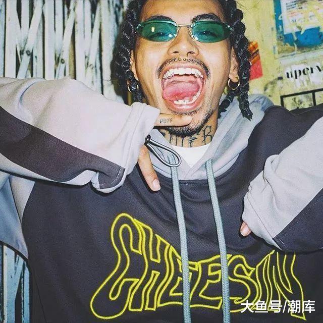 黑人rapper小不点,女性rapper 一首 潮共>讽刺潮童?来认识一下香港rapperjb!