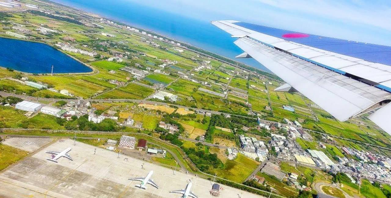 世界上最 坚定 的钉子户 在机场跑道住了50年 给10亿不走 历史资讯 娱乐新闻网