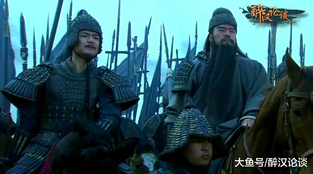 三国解稀局:关羽千里走单骑为什么要绕个年夜圈?罗年夜那么做的目标