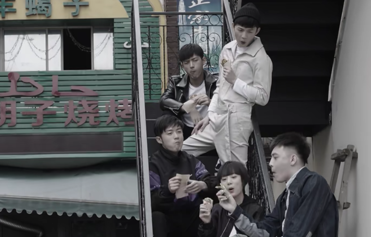 亲爱的热爱的:韩商言买烧饼,回忆过往,曾经solo战队成员详解