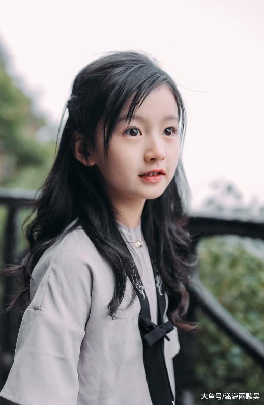 中国最美的五个小女孩, 张籽沐第三, 纪姿含第二, 第一萌到没朋友