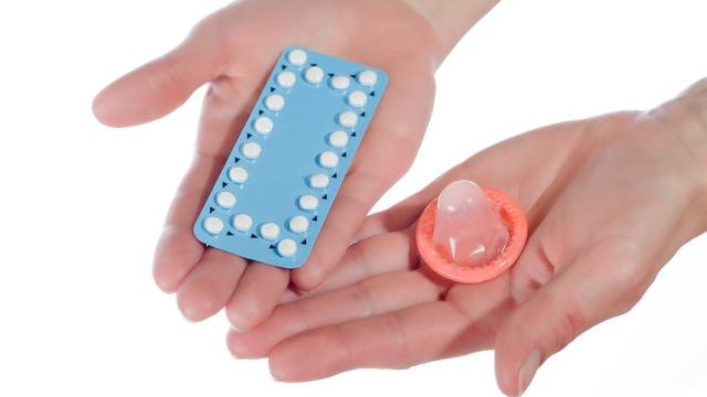 38岁女子不近烟酒，却突然闭经，医生惋惜：2件事做的太频繁