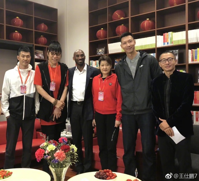 王仕鹏：听科比说话感觉喝鸡汤。