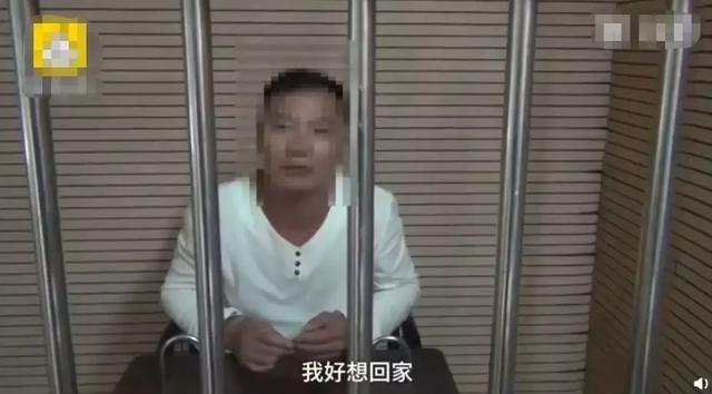 新的一年新的沙雕! 二人转演员扮演裤裆面鞭炮被罚500