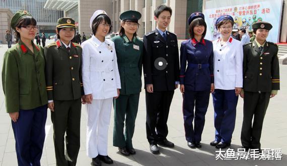 很多警察都穿黑色制服 为什么有的警察穿白色制服 有多牛 娱乐资讯 娱乐新闻网