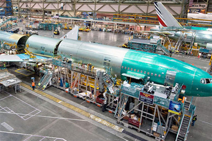 波音团队专门来到上海，给我们的