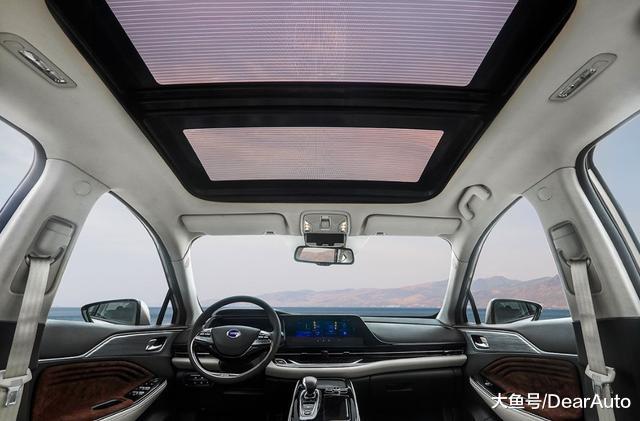 Model 3年夜贬价,但我的目光照样被那款车吸走了!