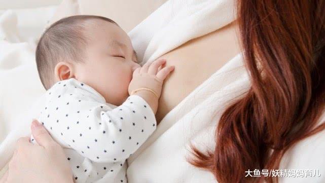 乳房小，奶水就不足吗？月子里追奶做好这5步，小胸也有大产量