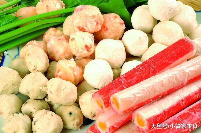 饭店吃火锅时, 这些食物您别点, 服务员从来不吃, 老板都在偷着笑