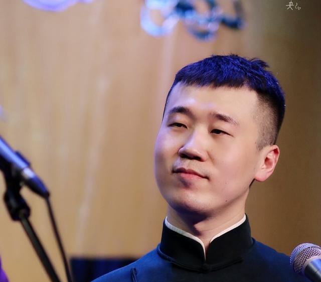 杨九郎空降三庆园,观众私信李九天好好休息,尽量多请假
