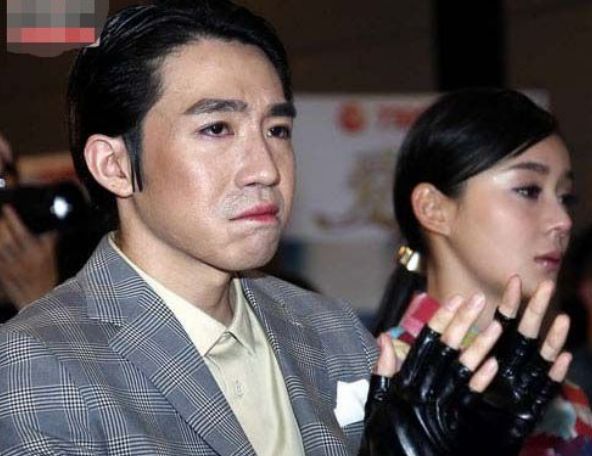 selina烧伤原因,Selina为什么恨俞灏明 当年两人同时都烧伤毁容,任家萱为什么恨救俞灏明?真相让人泪目