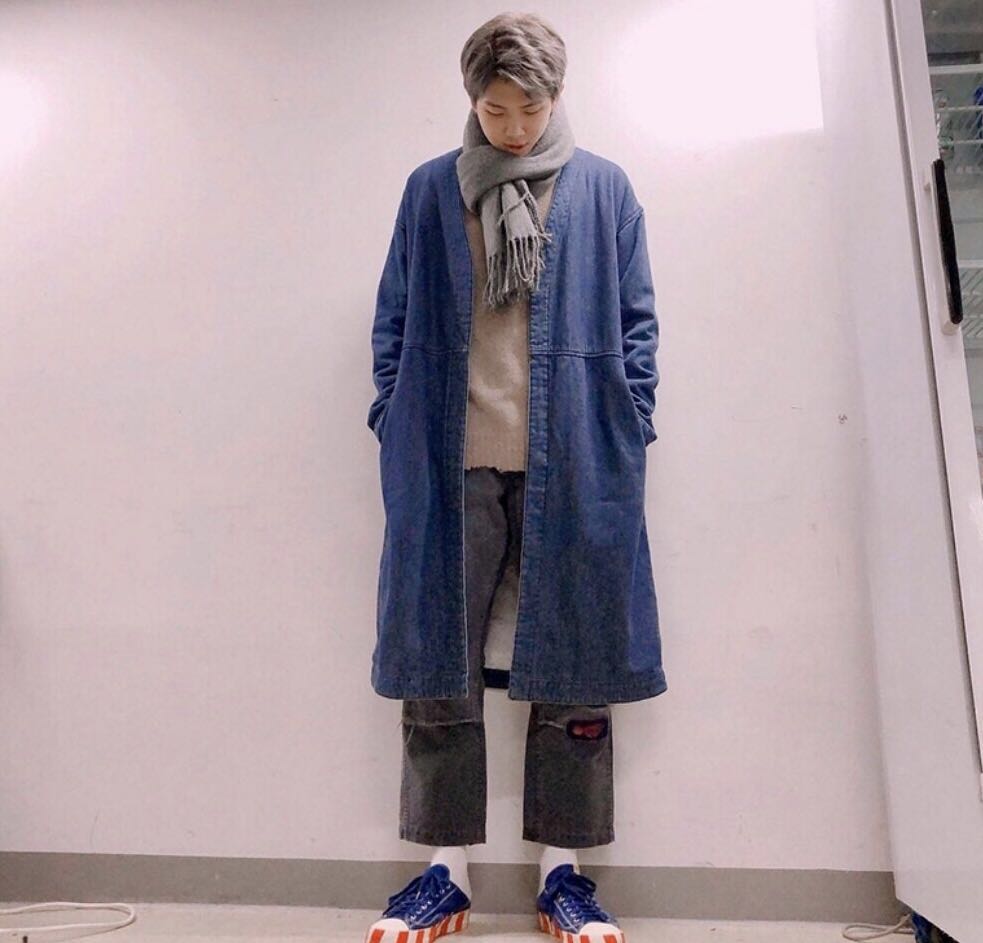 防弹少年团队长金南俊私服,满满男友风,网友:这个老公我预定了