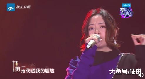 张靓颖唱《短发》落泪: 敢于告别过去, 才能走得更远