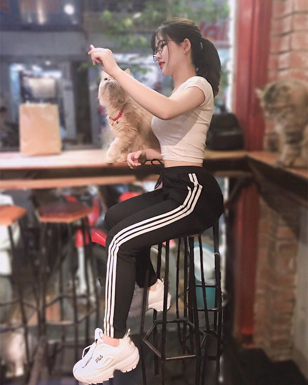 女孩为改变干瘦身材开始健身,两年之后看看她有什么改变?