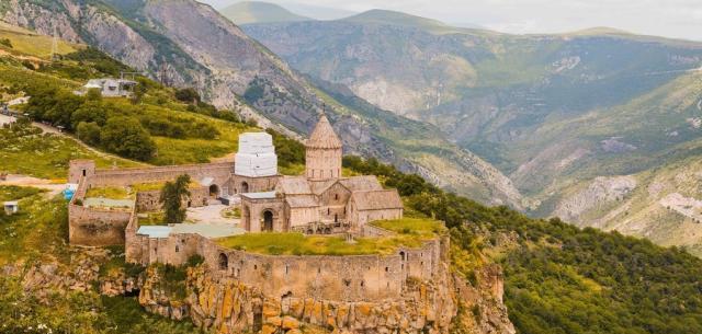 马超被曹操打败后 弟弟马抗西逃后建立一个国家 如今对中国友好 科技资讯 八戒游戏