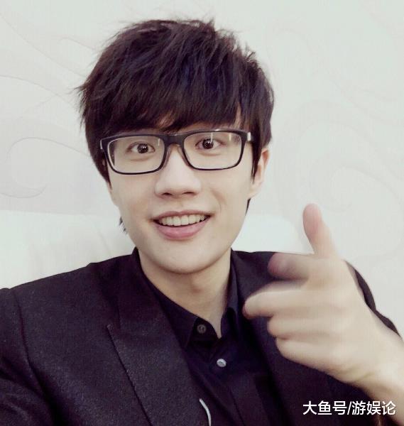 许嵩下一首新歌 歌词 曝光 又是武侠风 藏着12年的故事 娱乐资讯 娱乐新闻网