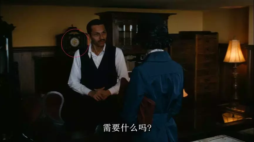 李何在《色戒》里埋藏的雄厚而松散的时候线索