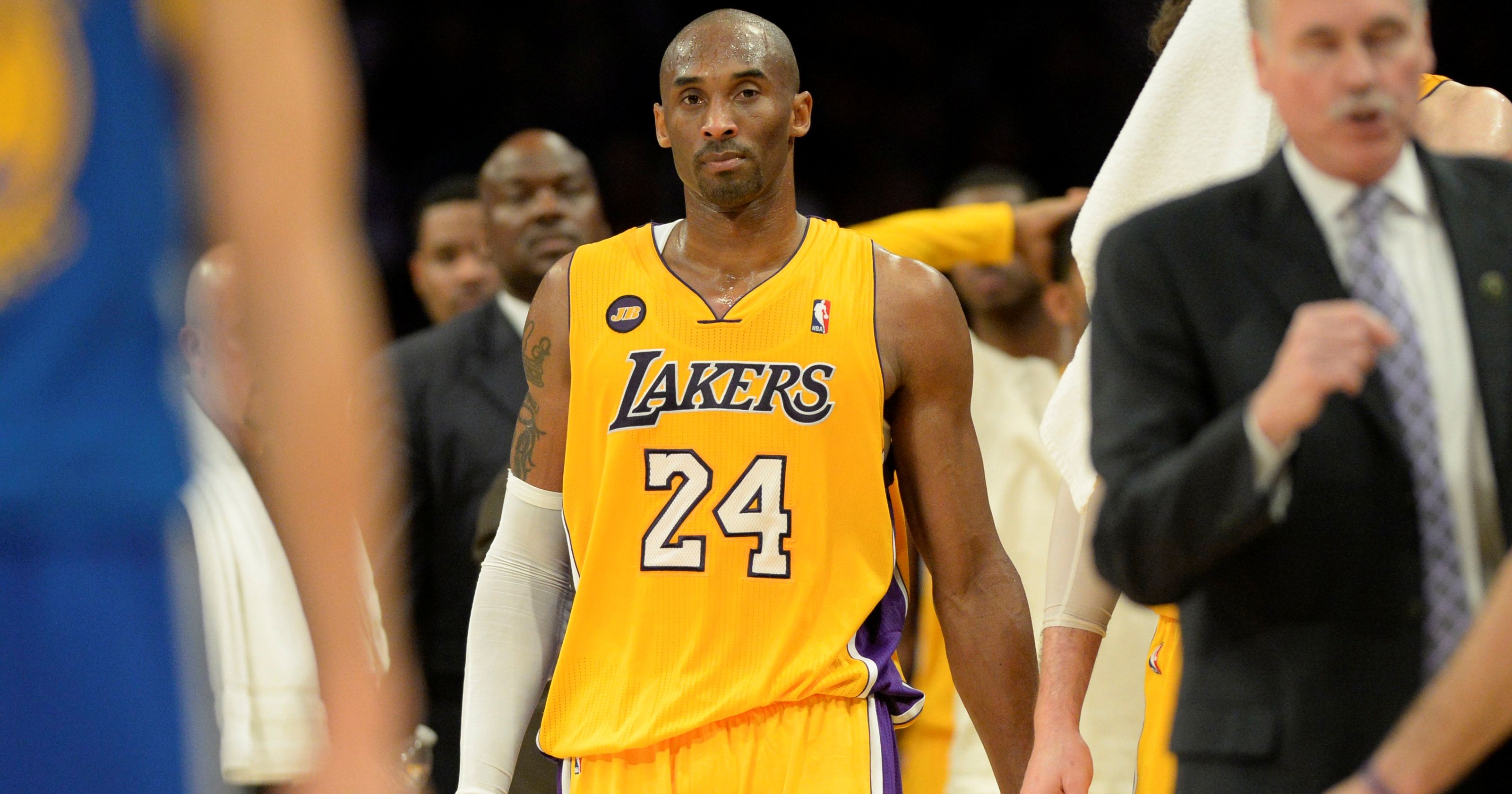 美国时间6年前的今天，湖人对阵