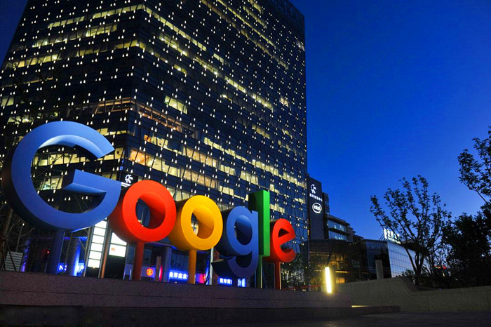 谷歌最近可以说是祸不单行，先是
