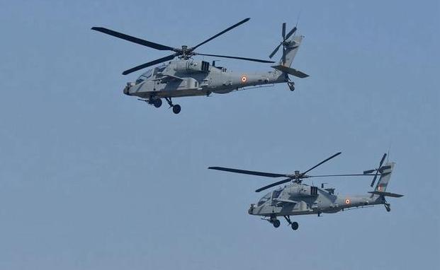 近日印度方面为了纪念其空军成立