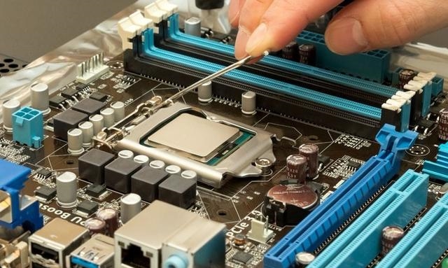 显卡|电脑硬件易坏程度排行榜,显卡老三硬盘第二