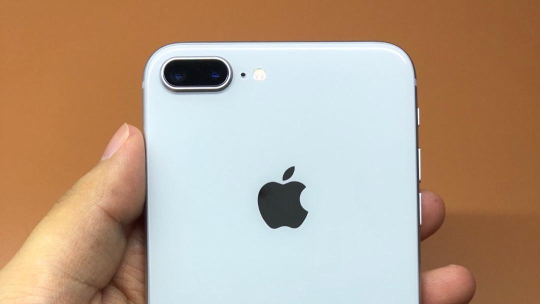 网友2800买全新iPhone8Plus，结果买到的是翻新机