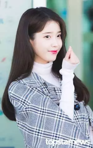 twice mina玩游戏迷路哼iu曲 不是只有韩国人才会这样吗 电竞主播网