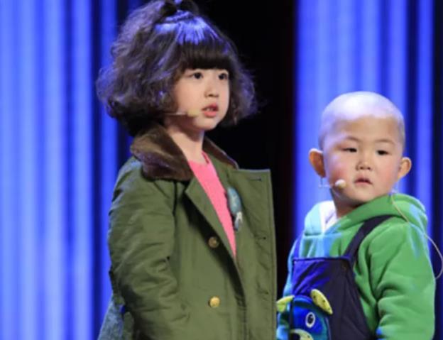 有种"整容"叫张峻豪长大,曾经是呆萌小光头,如今帅到认不出