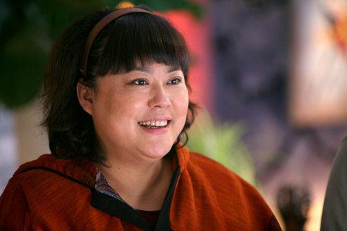 又一明星成法制咖?曝49岁李菁菁诈骗千万,90后男友还疑似劈腿