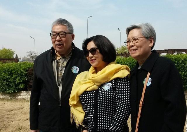李连杰的两妻四女:李思,李苔蜜移民美国,jane,jetta上