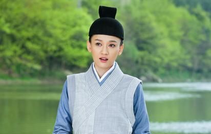 这才是真正的"女扮男装"嘛,终于有电视剧不把观众当傻瓜了
