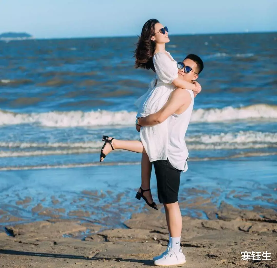 分手之后做朋友 前任到底怎么想的 挽回爱情先明白他的心 情感资讯 八戒游戏