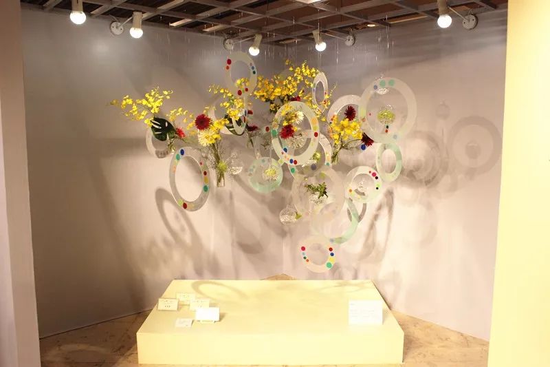 有着556年的历史传承 高岛屋的 花道 展值得一去 未分类资讯 八戒游戏