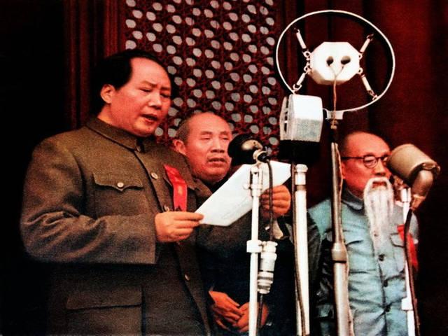 徐帅一生中有很多仗义执言、冒险