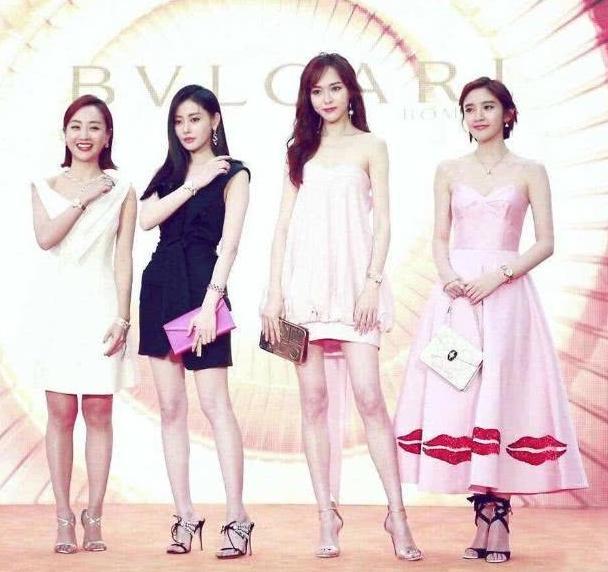 本以为很高但实际很矮的女明星,张天爱不算什么,后面的才是大佬