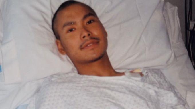 宋岳庭|19岁被陷害入狱，23岁母亲怀中离世，25岁靠遗作击败周杰伦