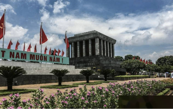 iPhone|拒绝华为拒绝高铁，直言不欢迎中国人，疫情后的操作更让人牢记