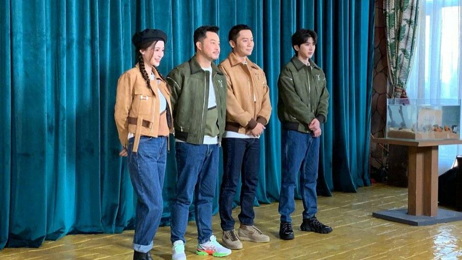 奔跑吧兄弟|又耍大牌！《奔跑吧》青海录制众多嘉宾，只有他一人助理不离身