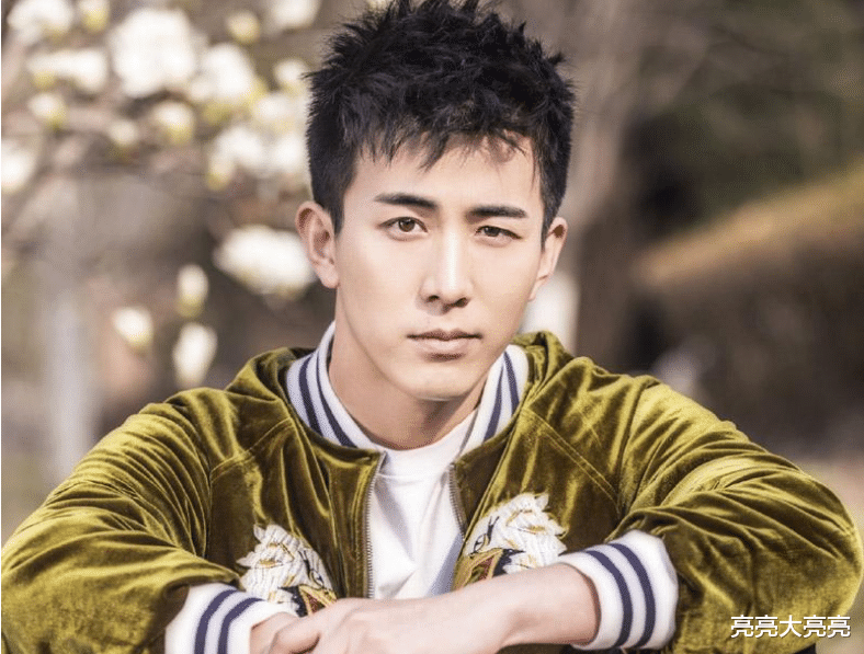 李川从主持到演员, 用多变与实力征服观众, 可娘可a展现男人魅力