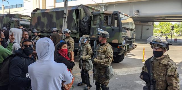 【美国民警卫队在国会大厦部署】