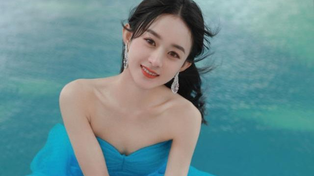 赵丽颖|金鹰晚会众女星比美：刘涛气质像女王，赵丽颖造型最完美