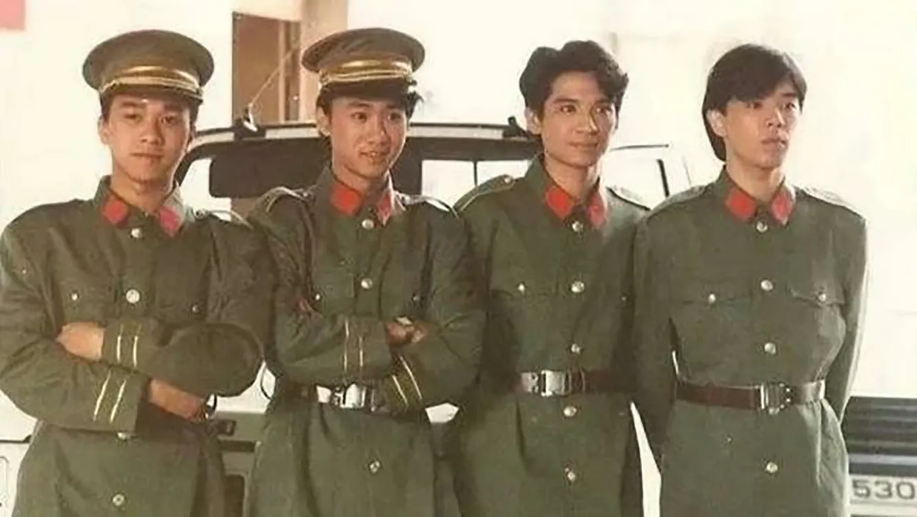 无法重拍的瞬间 涮火锅的张国荣 泳池里的袁咏仪 娱乐资讯 八戒游戏