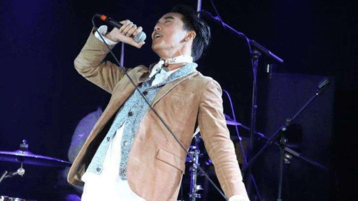 汪峰|5年前被汪峰淘汰，如今却和他同坐导师椅，简直是实力“打脸”汪峰